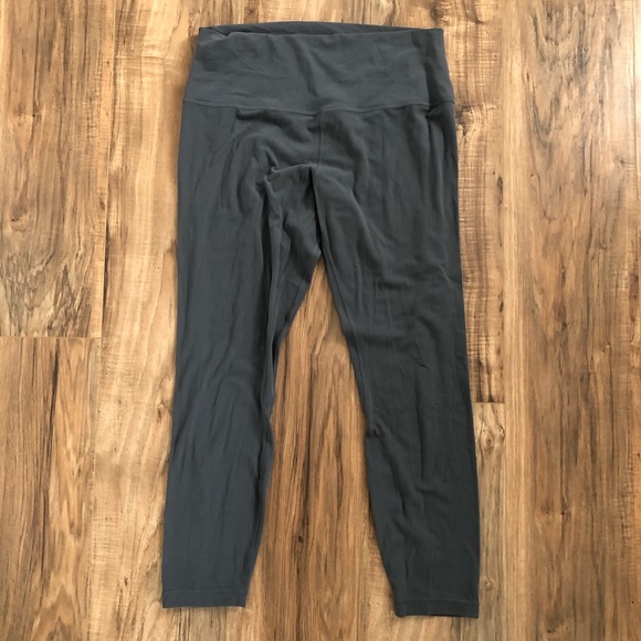 🦊 Lululemon Aligns 25” - Picture 3 of 8